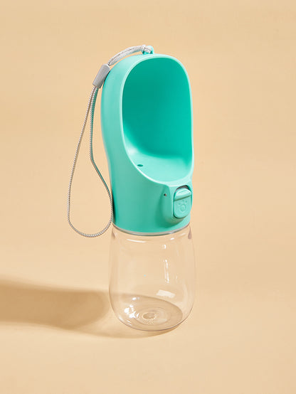 🐾 Dogzeno™ Portable Dog Water Bottle  Hydration Anywhere, Anytime  Keep your dog fresh and hydrated on every adventure with the Dogzeno™ Portable Water Bottle — designed for convenience, safety, and everyday use.